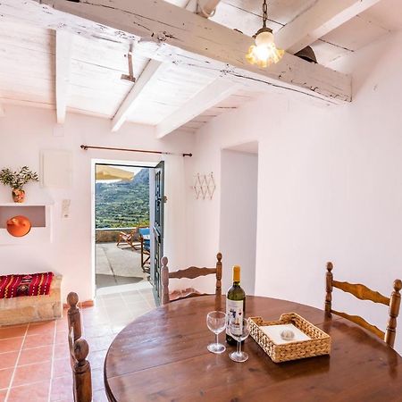 Olive Grove Cottage Menetai Экстерьер фото